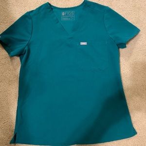 FIGS HUNTER GREEN small one pocket top